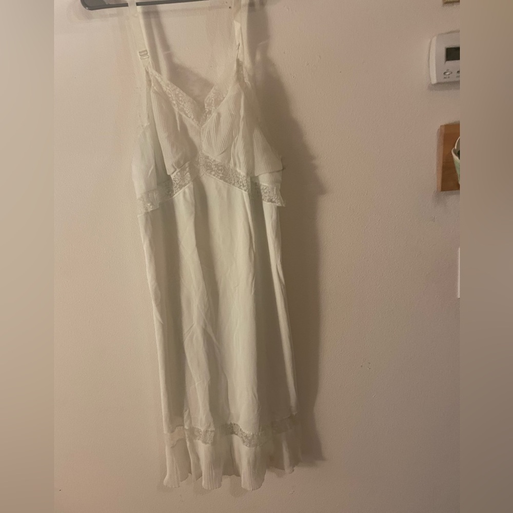 Beautiful vintage white lace slip